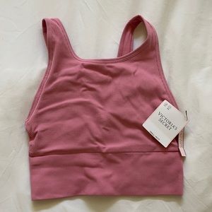 NWT Victoria’s Secret Seamless Crop Bra Pink Small